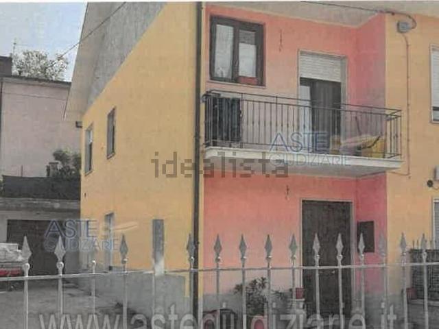 Appartamento in vendita di 126 m² in Via San Maria