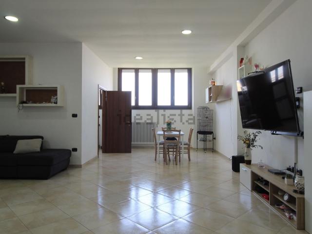 Appartamento in vendita di 126 m² in Via San Lorenzo Martire