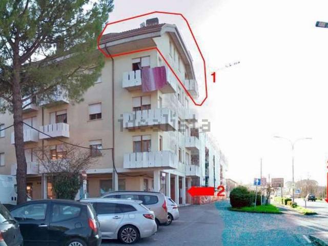 Appartamento in vendita di 126 m² in Via Postumia, 36