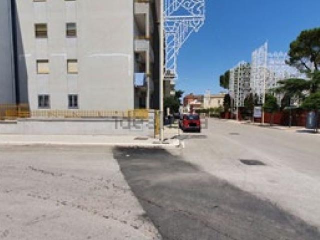 Appartamento in vendita di 126 m² in Via Padre Pio