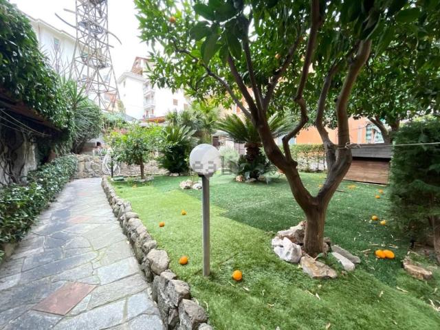 Appartamento in vendita di 126 m² in Via Pietro Agosti, 137