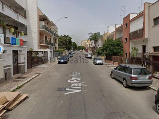 Appartamento in vendita di 126 m² in Via Rudiae, 2
