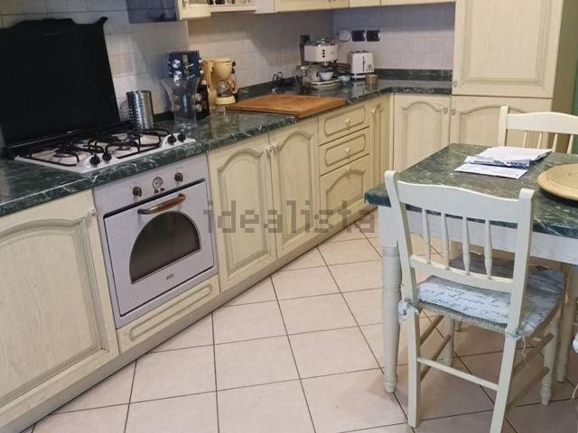 Appartamento in vendita di 126 m² in Viale Vincenzo Randi, 20