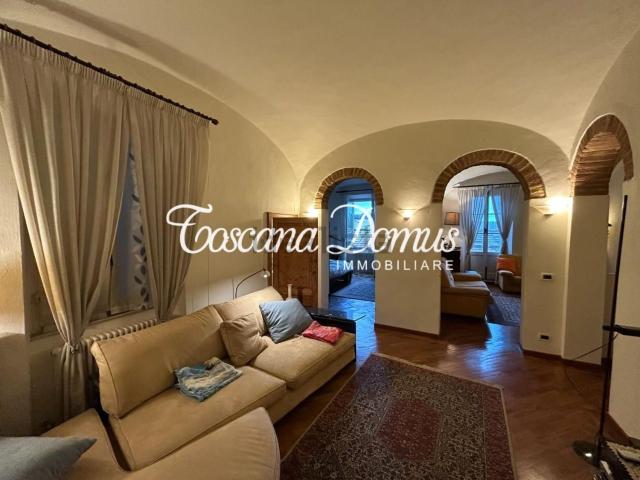 Appartamento in vendita di 126 m² in Viale Camillo Benso di Cavour