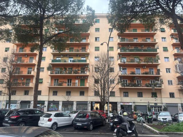 Appartamento in vendita di 126 m² in Viale Giustiniano Imperatore