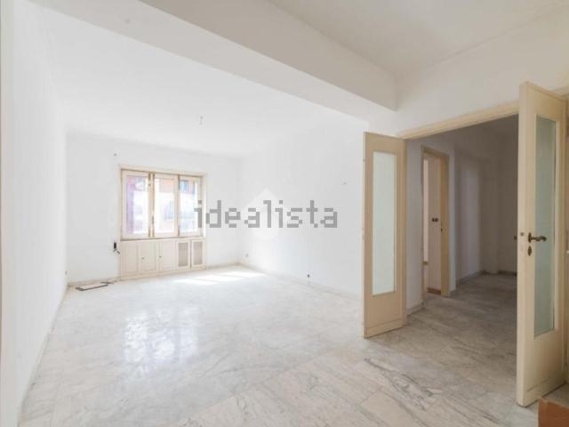 Appartamento in vendita di 126 m² in Viale Libia, 209
