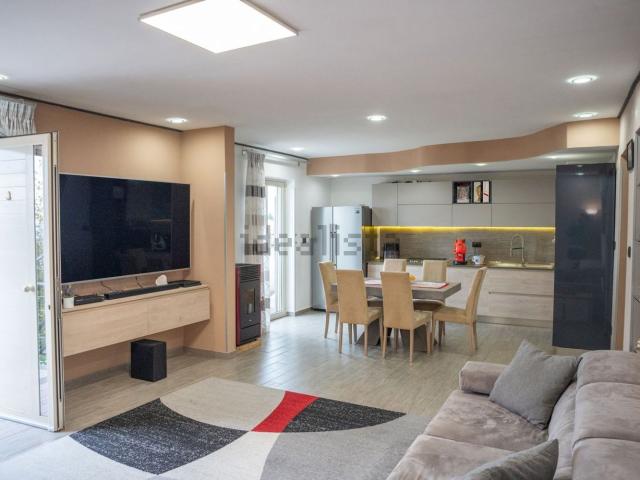 Appartamento in vendita di 126 m² in Contrada Papa, 17