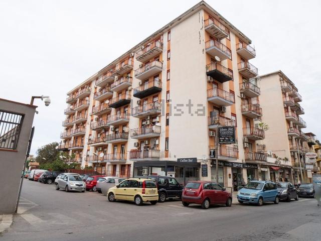 Appartamento in vendita di 126 m² in Largo Giuliana, 2