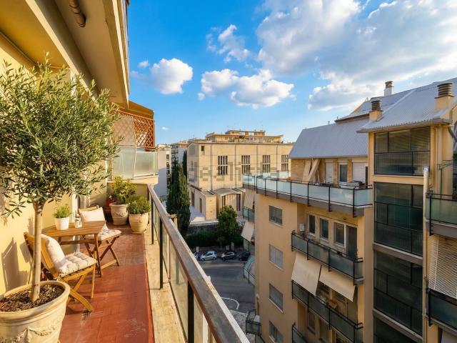 Appartamento in vendita di 126 m² in Piazza Carlo Mazzaresi, 1