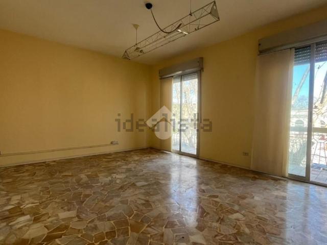 Appartamento in vendita di 126 m² in Piazzale Cesare Battisti, 10