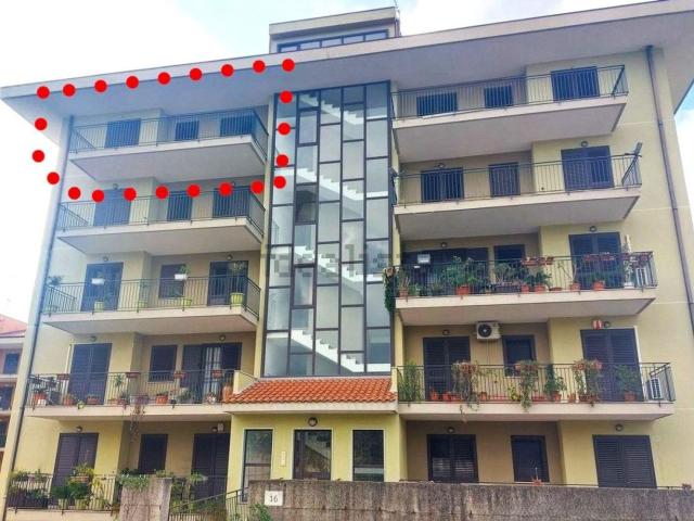 Appartamento in vendita di 126 m² in Strada Condominiale, 95024