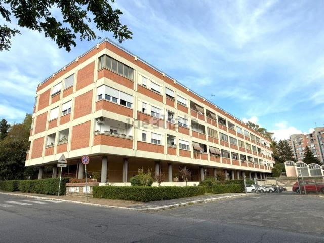 Appartamento in vendita di 127 m² in Via Carlo Avolio, 30