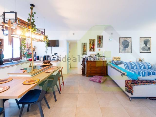 Appartamento in vendita di 127 m² in Via Cielo, 7