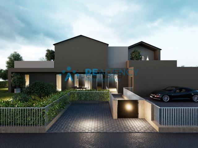 Appartamento in vendita di 127 m² in Via Chiodo