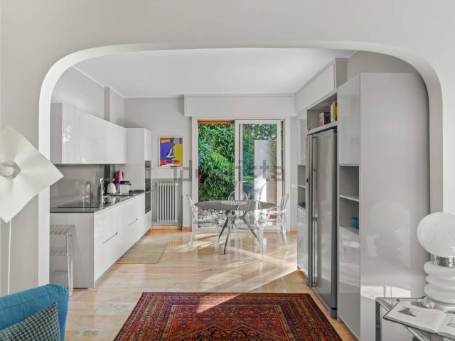 Appartamento in vendita di 127 m² in Via Aurelia Orientale, 95