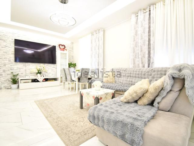 Appartamento in vendita di 127 m² in Via Brescia