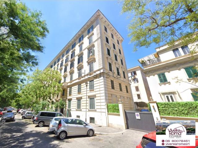 Appartamento in vendita di 127 m² in Via Germanico