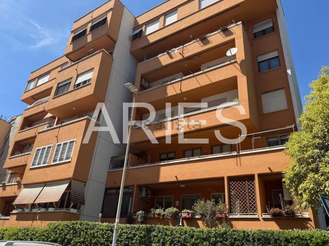 Appartamento in vendita di 127 m² in Via Giampiero Combi, 32