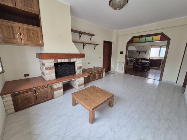 Appartamento in vendita di 127 m² in Via Giovanni Orcel, 6