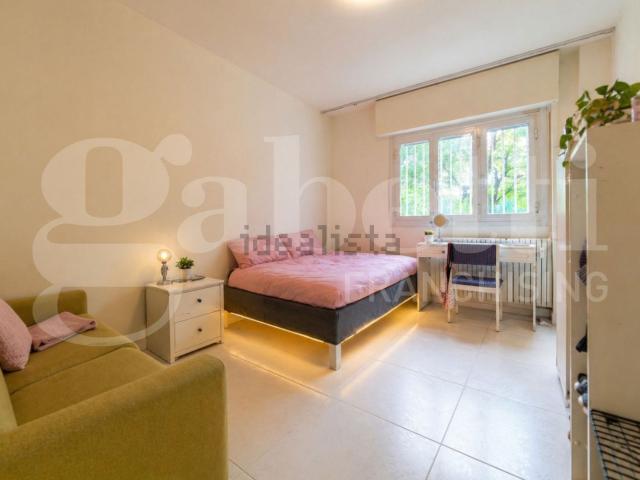 Appartamento in vendita di 127 m² in Via Guido de Ruggiero, 71