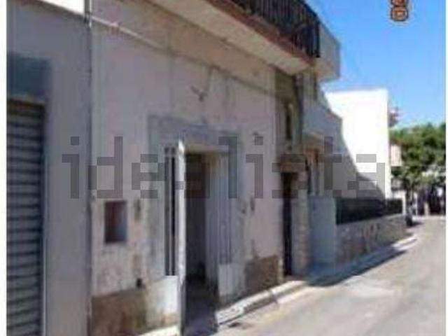 Appartamento in vendita di 127 m² in Via Dottore Emanuele Cavaliere, 19