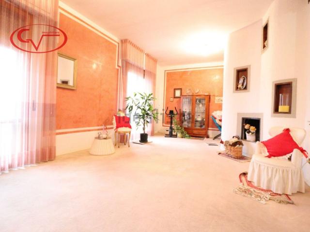 Appartamento in vendita di 127 m² in Via della Repubblica