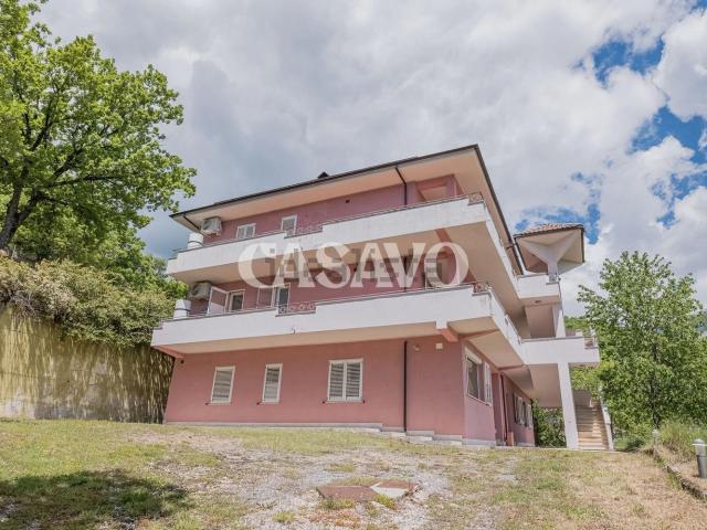 Appartamento in vendita di 127 m² in Via delle Mole, 56