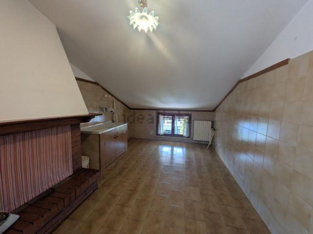 Appartamento in vendita di 127 m² in Via delle Vigne