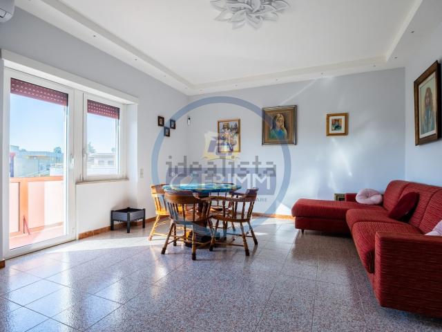 Appartamento in vendita di 127 m² in Via di Grotte Celoni