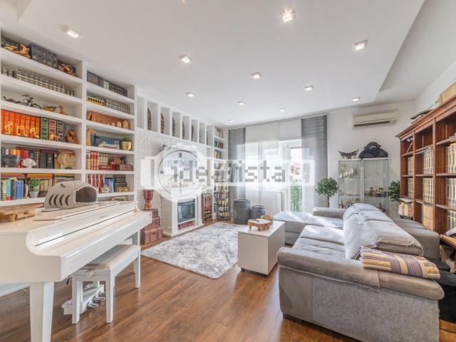 Appartamento in vendita di 127 m² in Via di Pietralata
