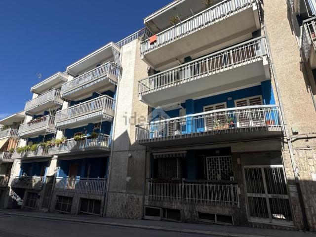Appartamento in vendita di 127 m² in Via Fabrizio Rossi, 8