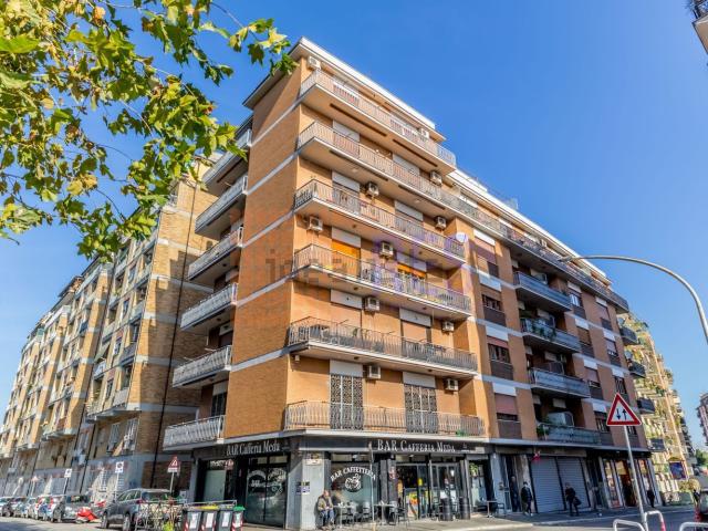 Appartamento in vendita di 127 m² in Via Filippo Meda, 155