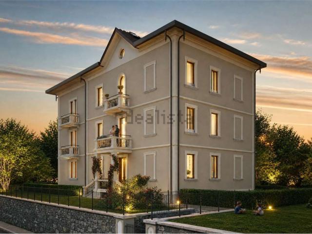 Appartamento in vendita di 127 m² in Via Fratelli Cervi, 7