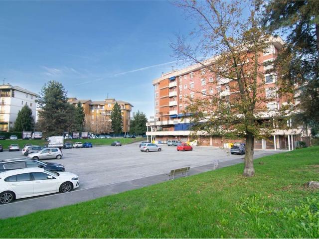 Appartamento in vendita di 127 m² in Via L. Faverio Pogliani, 1