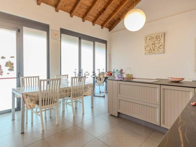 Appartamento in vendita di 127 m² in Via Luigi Cadorna, 7