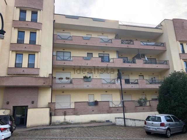Appartamento in vendita di 127 m² in Via Luigi Marsico, 12