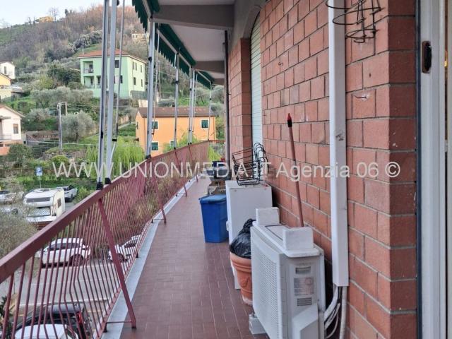 Appartamento in vendita di 127 m² in Via Luigi Valentini, 131