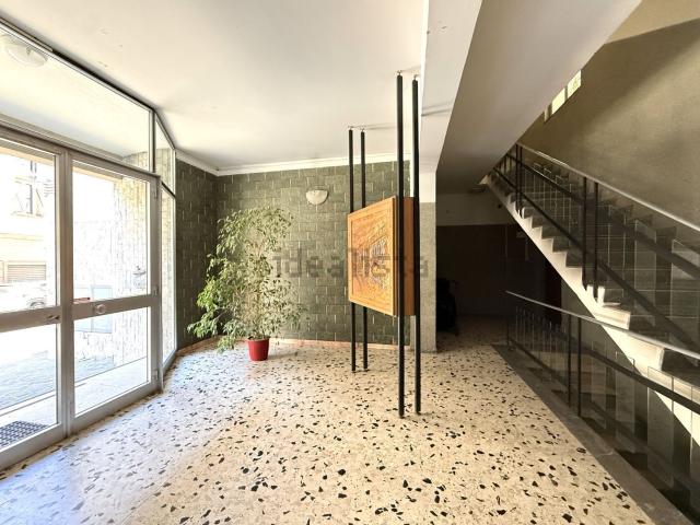 Appartamento in vendita di 127 m² in Via Monte Nero