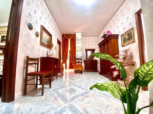 Appartamento in vendita di 127 m² in Via Monte San Michele