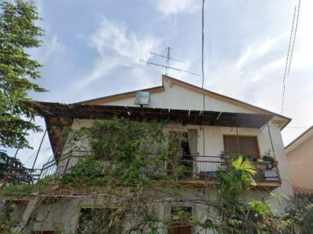 Appartamento in vendita di 127 m² in Via Sei Fontane