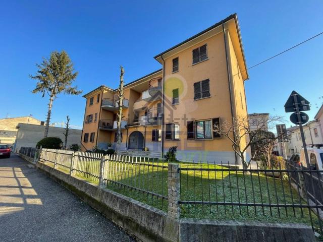 Appartamento in vendita di 127 m² in Via Silvio Pellico