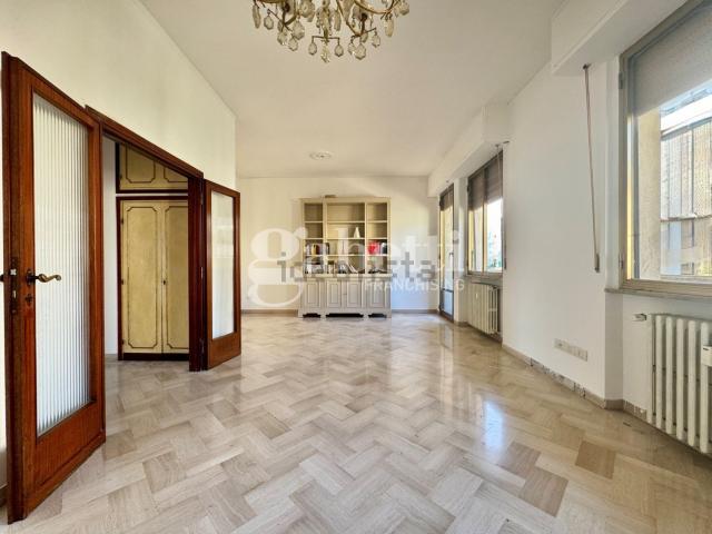 Appartamento in vendita di 127 m² in Via Pietro Della Valle