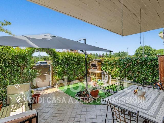 Appartamento in vendita di 127 m² in Via Romano Bertolaccini e Sergio Valentini, 10