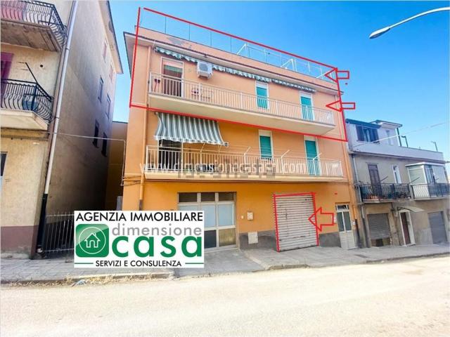 Appartamento in vendita di 127 m² in Via Ruggero Leoncavallo, 22