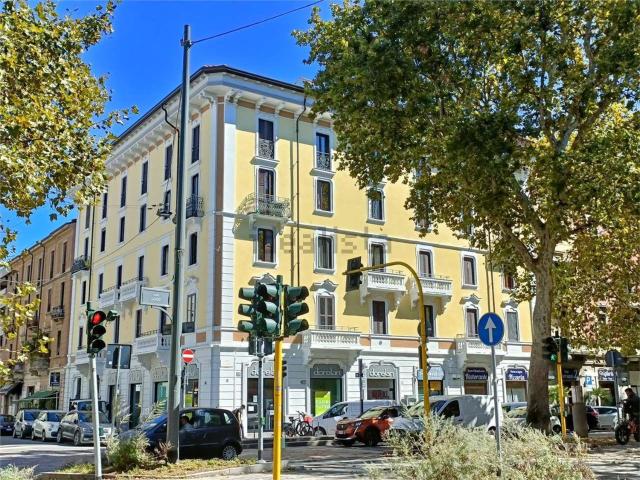 Appartamento in vendita di 127 m² in Via Tullo Massarani, 7
