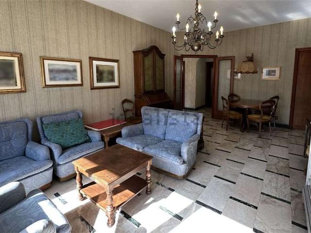 Appartamento in vendita di 127 m² in Via Ventimiglia, 76