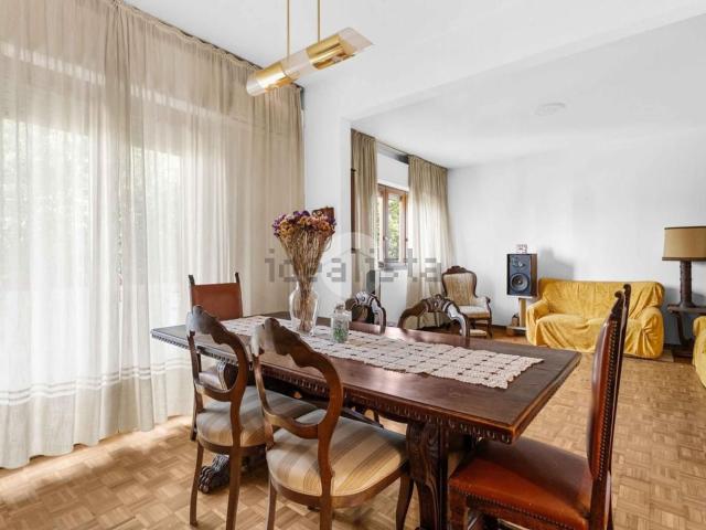 Appartamento in vendita di 127 m² in Via Vittorio Emanuele Orlando, 32
