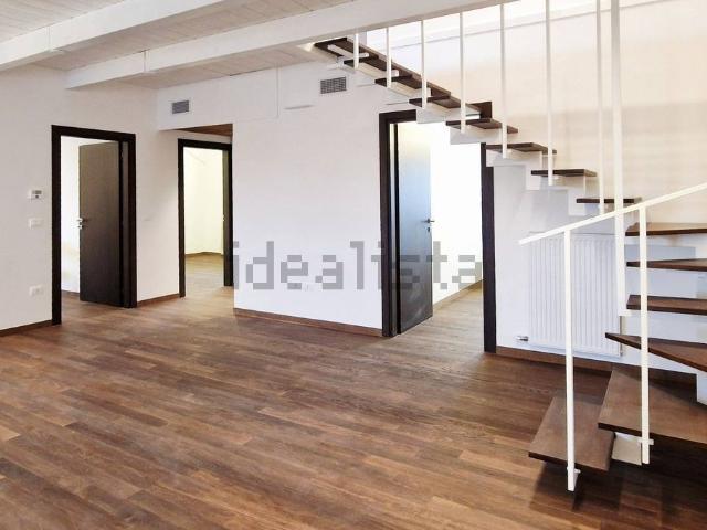Appartamento in vendita di 127 m² in Viale Palmanova