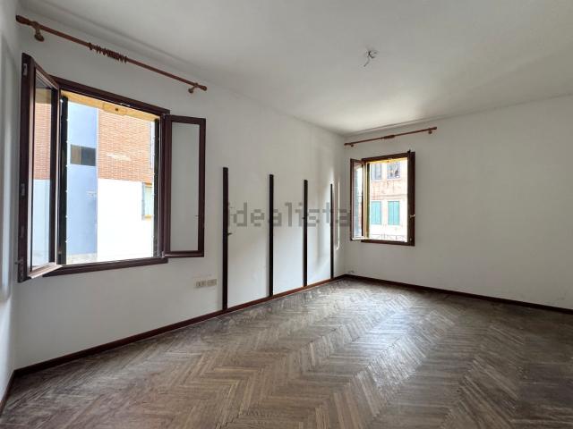 Appartamento in vendita di 127 m² in Calle Scuola