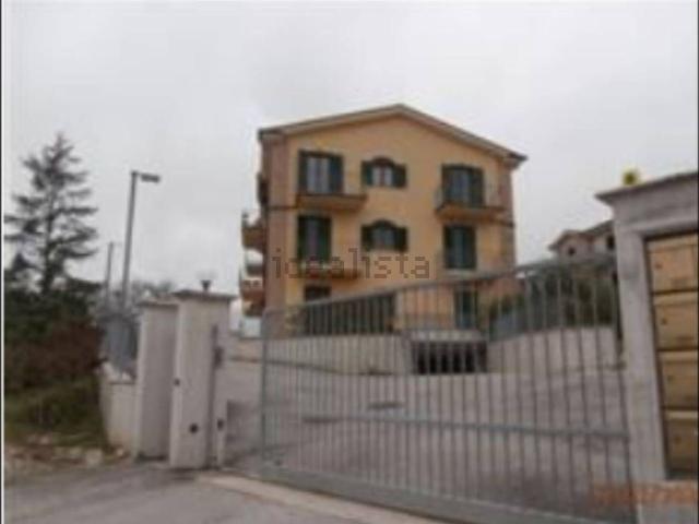 Appartamento in vendita di 127 m² in Contrada Palombara